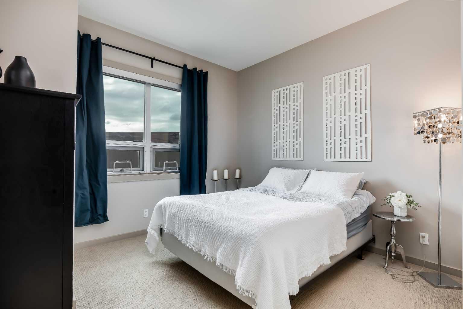 Property Photo: 210 15 Avenue SE 205 AB T2G 0B5