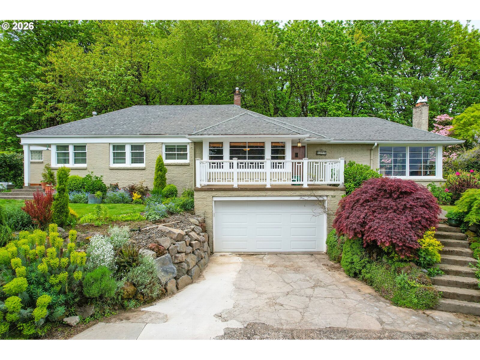 Property Photo:  5321 SW Menefee Dr  OR 97239 