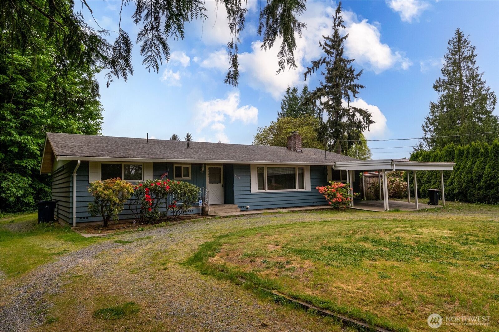Property Photo:  5330  77th Place NE  WA 98270 