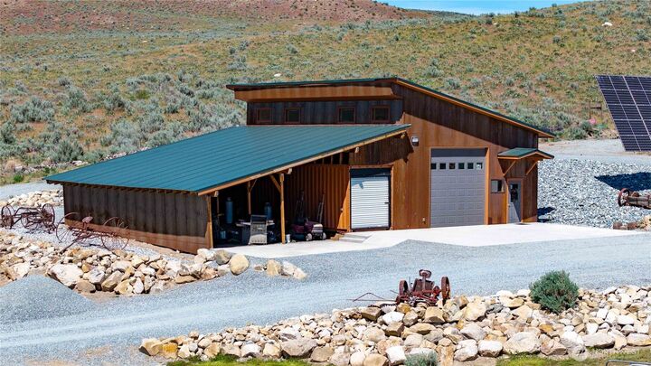 Property Photo:  476  Bill Shaw Road  WA 98846 