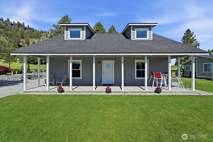 Property Photo: 85 Golf Course Drive WA 98846