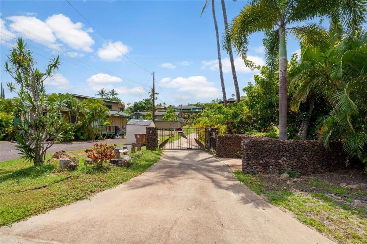 Property Photo: 3467 Malina Pl HI 96753