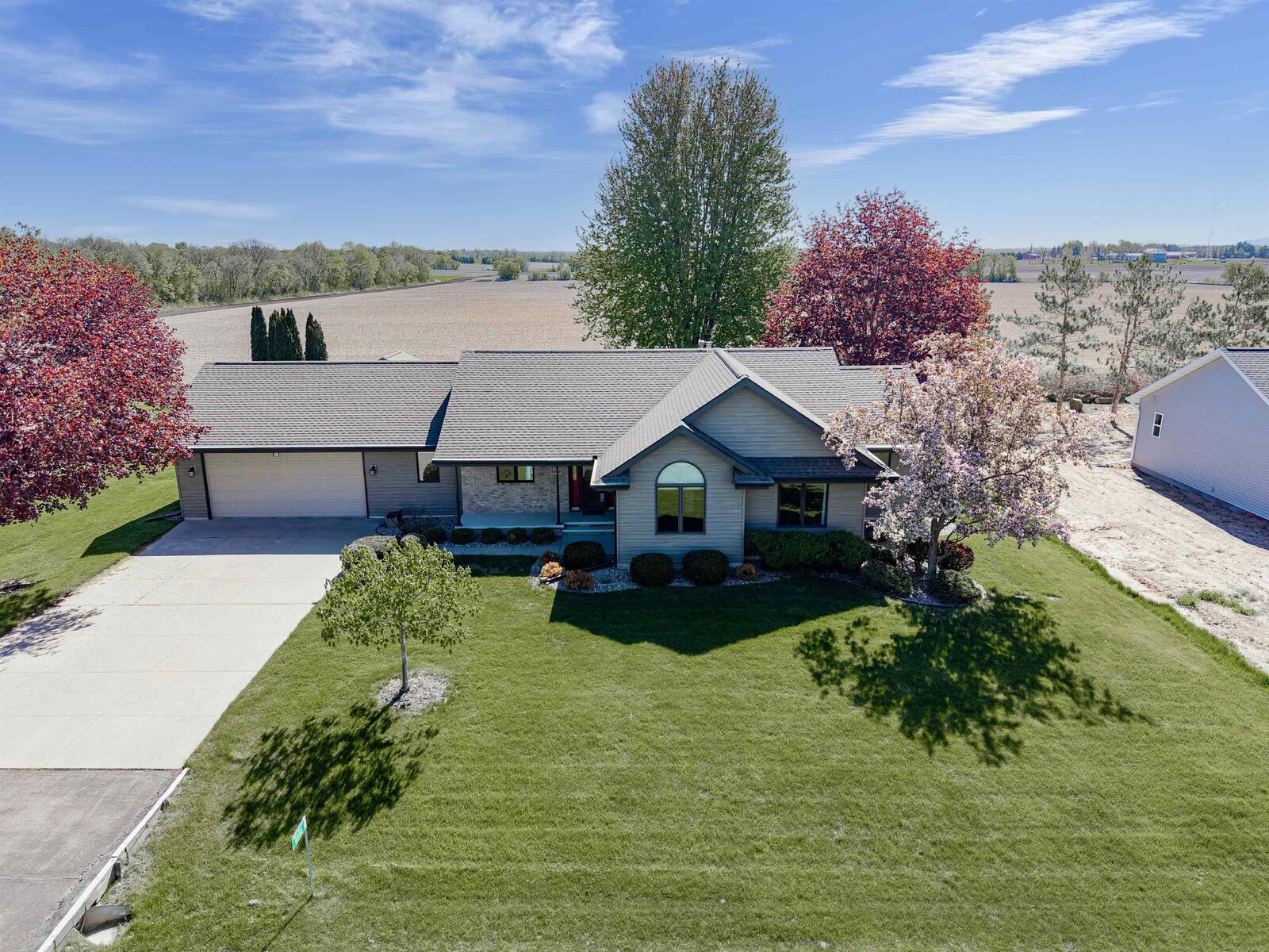 Property Photo:  8358 Pheasant Run Trail  WI 54947 