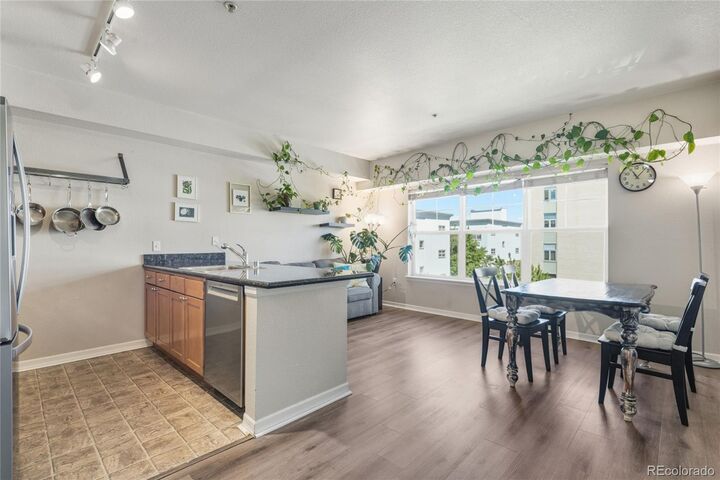 Property Photo:  1623 Saint Paul Street 402  CO 80206 