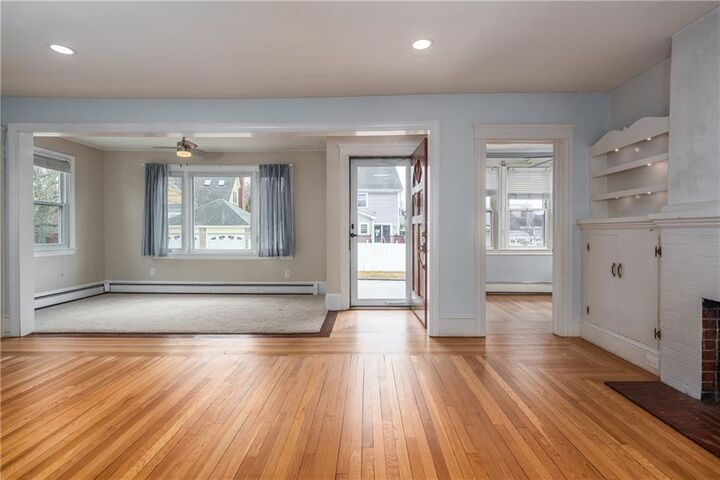 Property Photo:  41 Berwick Lane  RI 02905 