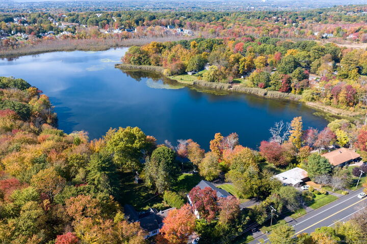 Property Photo:  501 Highland Street  CT 06109 