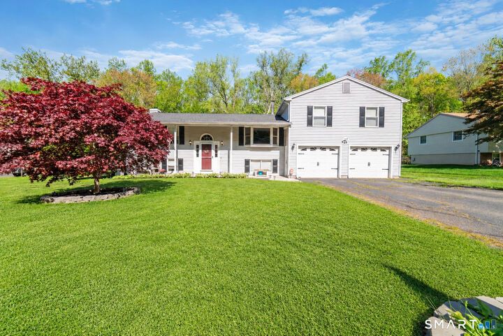 Property Photo:  29 Evening Star Drive  CT 06483 