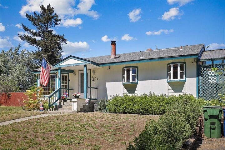 Property Photo: 3303 E 35th Ave WA 99223