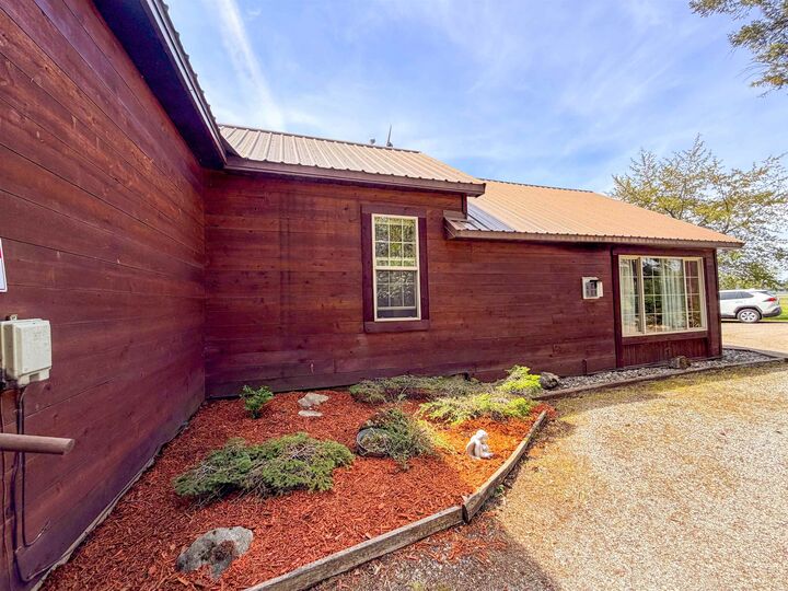 Property Photo:  617 Arden Hill Rd  WA 99114 