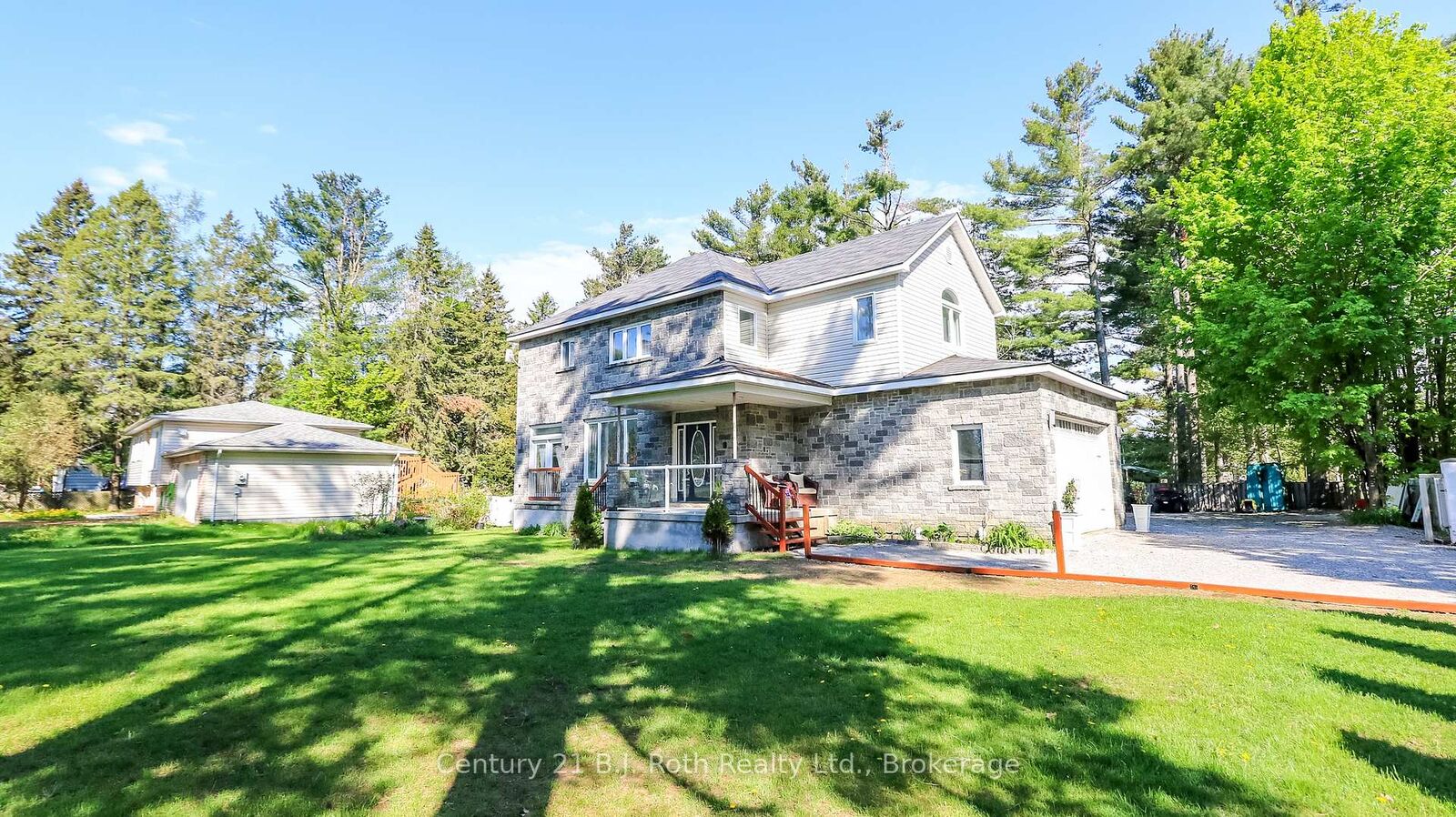 Property Photo:  3276 Turnbull Drive  ON L3V 0Y4 