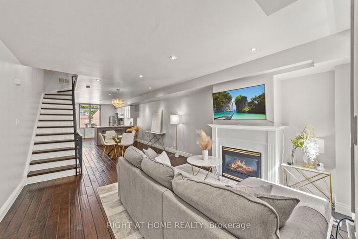 12 Sudbury Street 2608 — photo 1