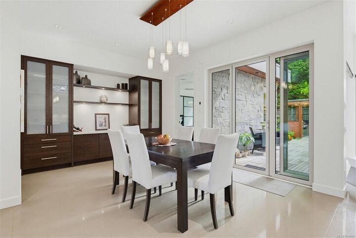 Property Photo:  1395 Hampshire Rd  BC V8S 4T5 