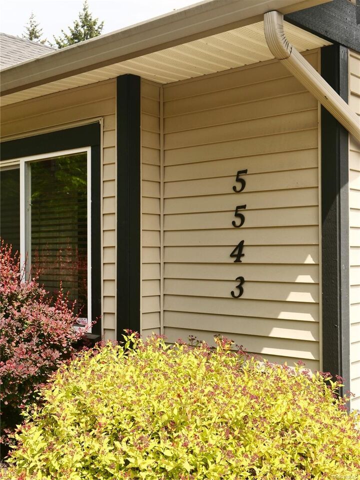 Property Photo:  5543 Turner Rd  BC V9T 5M4 