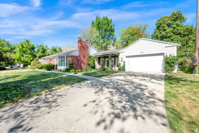 Property Photo:  574 N 400 E  UT 84014 