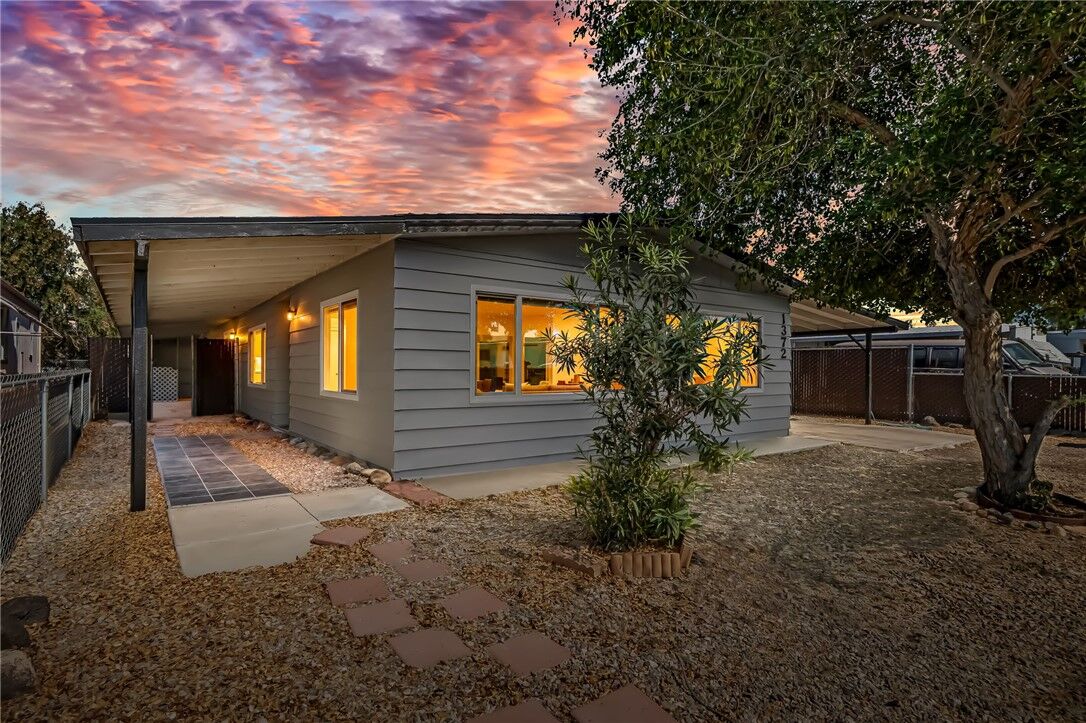 Property Photo:  1372 Lincoln Lane  AZ 86442 