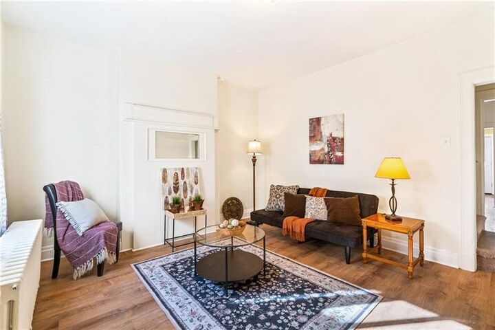Property Photo:  5 Edith Place  PA 15213 