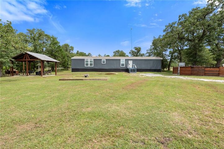 Property Photo: 319 Berry Creek Drive TX 77836