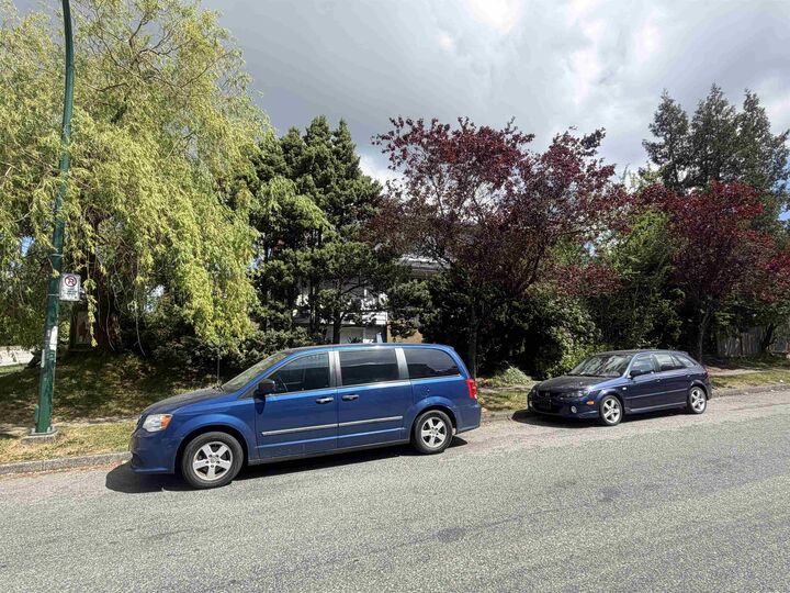 Property Photo: 495 W 39th Avenue BC V5Y 2P8