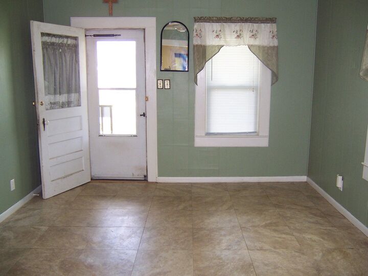 Property Photo:  1600 Elm  LA 70358 