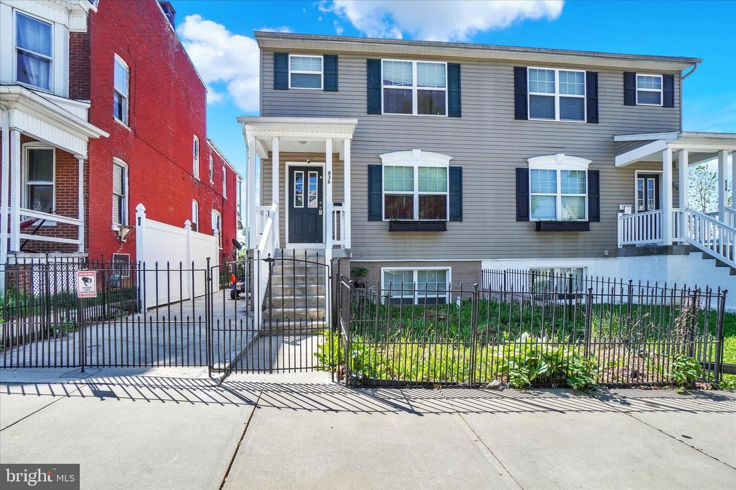 Property Photo: 836 W Locust Street PA 17401
