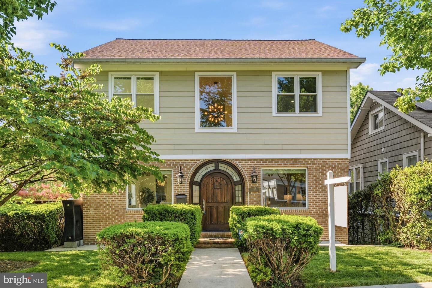 Property Photo:  1608 Kearny Street NE  DC 20018 