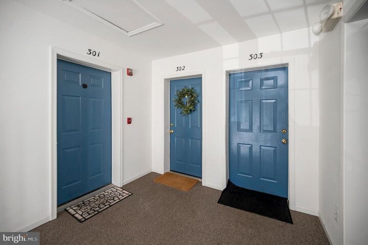 Property Photo: 3580 Sherbrooke Circle 301 VA 22192