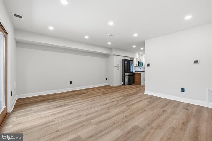 Property Photo:  1004 Colonial Avenue  VA 22314 