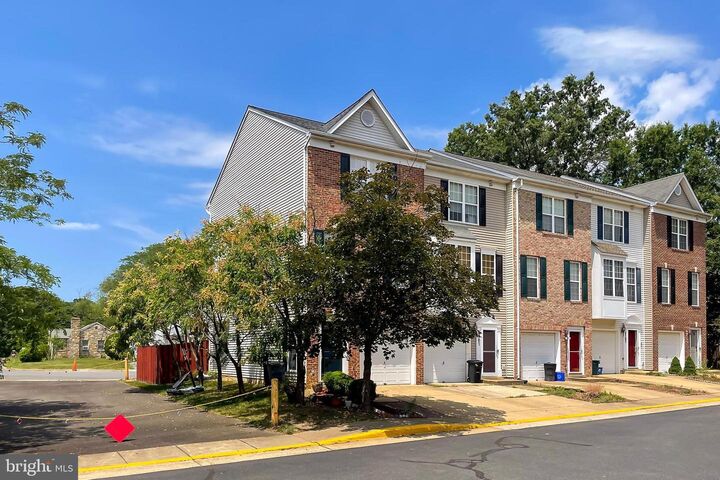 Property Photo:  8509 Towne Manor Court  VA 22309 