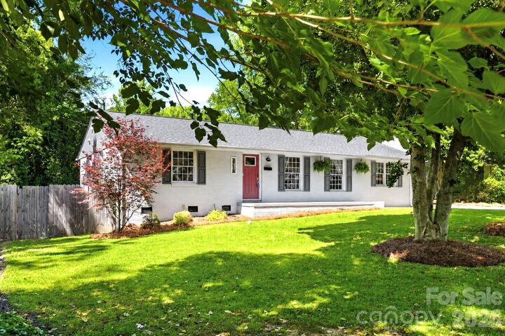 Property Photo:  3715 Delgany Drive  NC 28215 