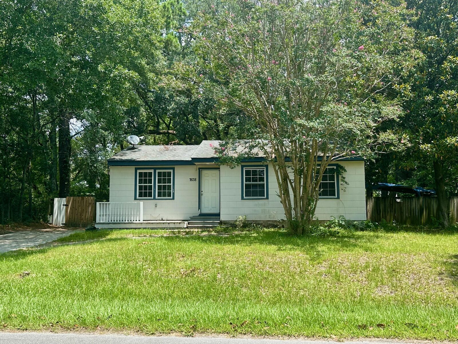 Property Photo:  7638 Lady Street  SC 29420 