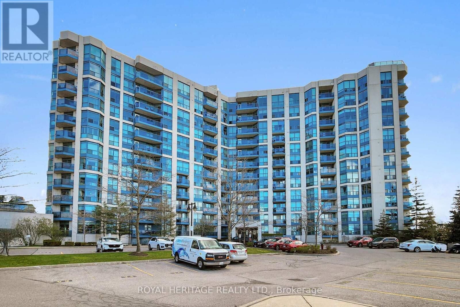 Property Photo:  340 Watson Street West 112  ON L1N 9G1 