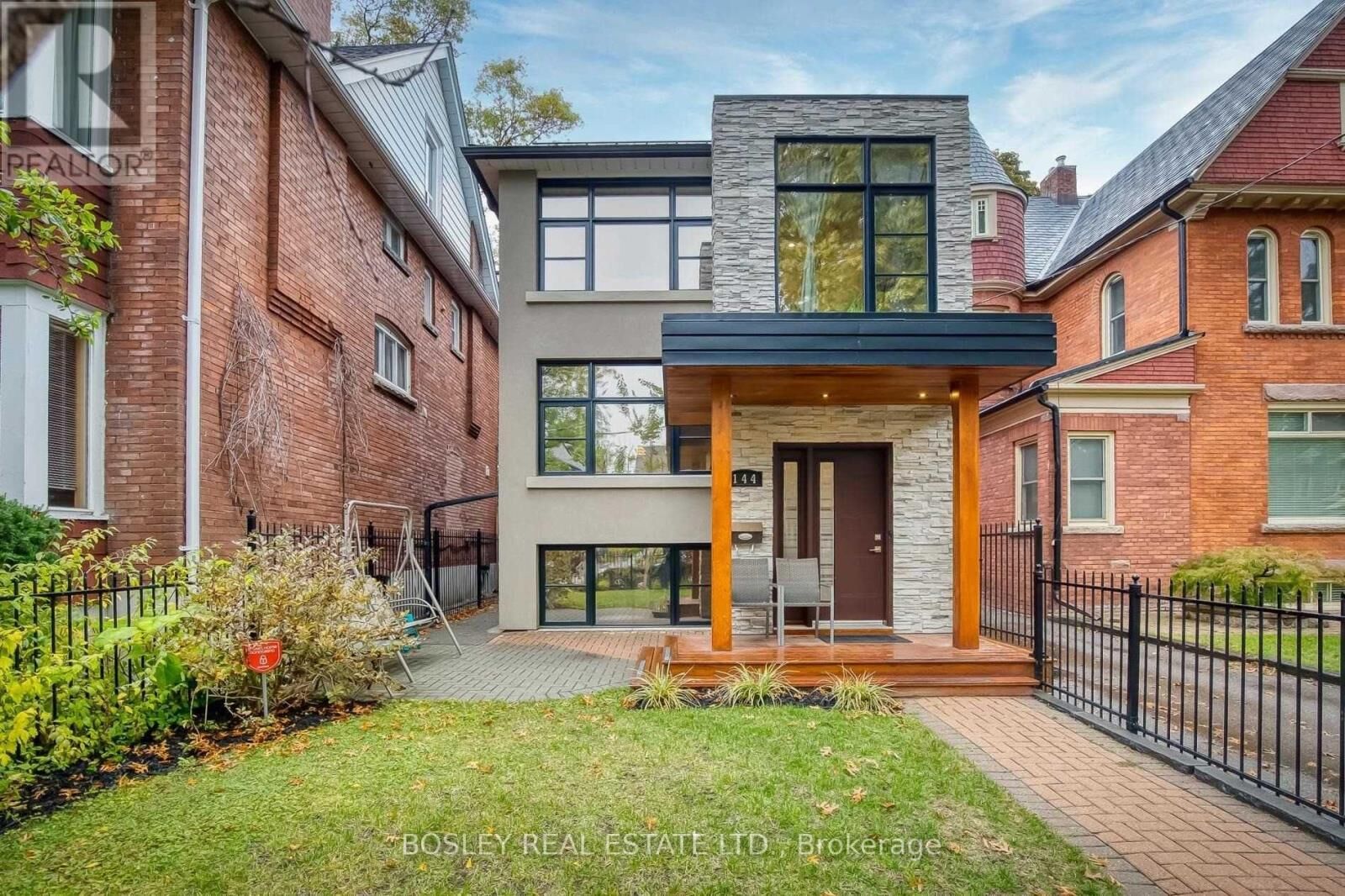 Property Photo:  144 Evelyn Avenue Lower  ON M6P 2Z7 