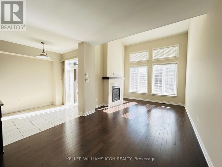 Property Photo:  726 Guardian Grove  ON K1X 0B2 