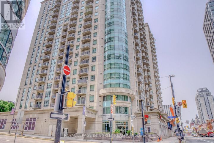 Property Photo:  234 Rideau Street 707  ON K1N 0A9 
