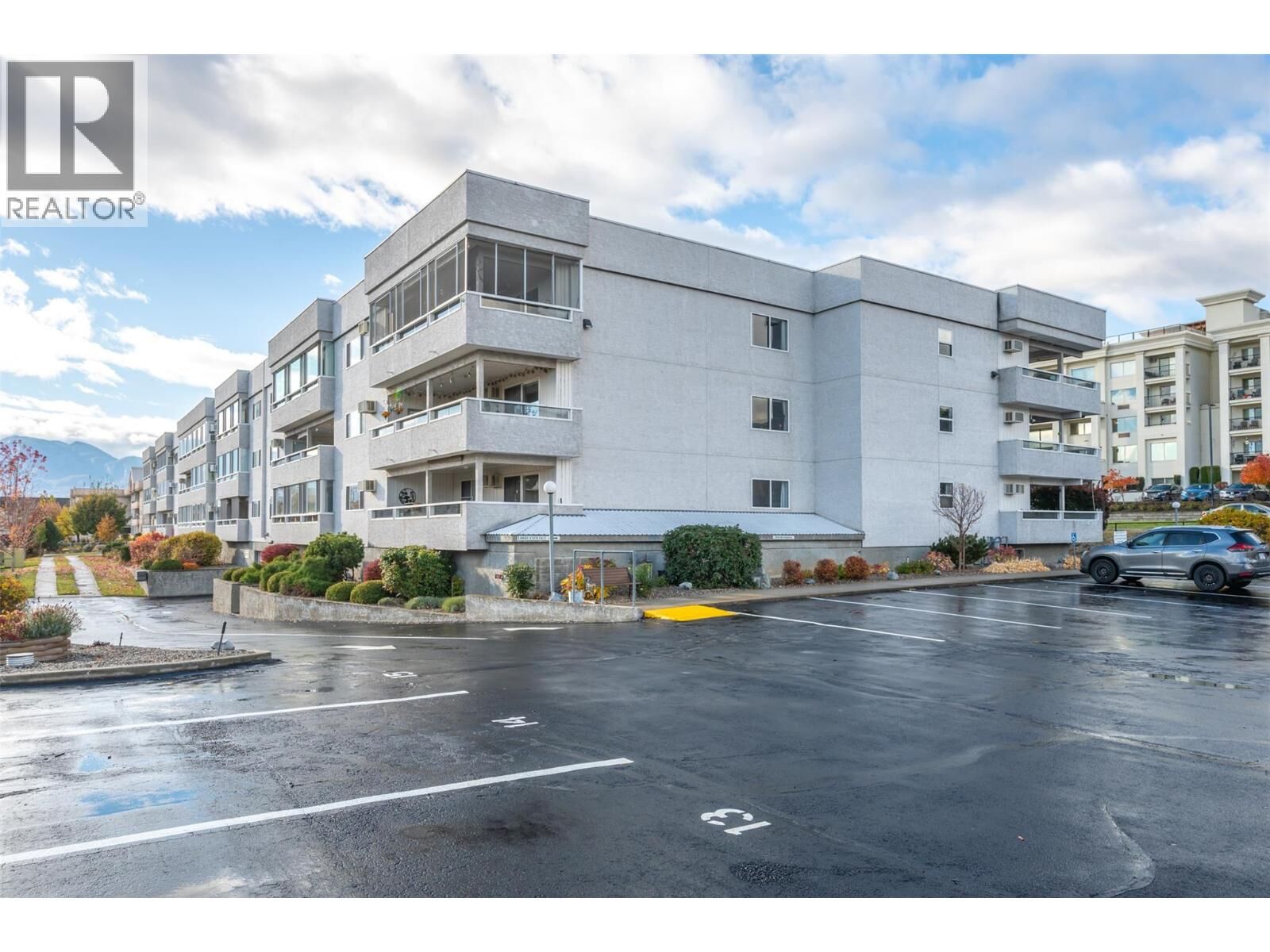 Property Photo:  2477 Ingram Road 203  BC V4T 1W7 