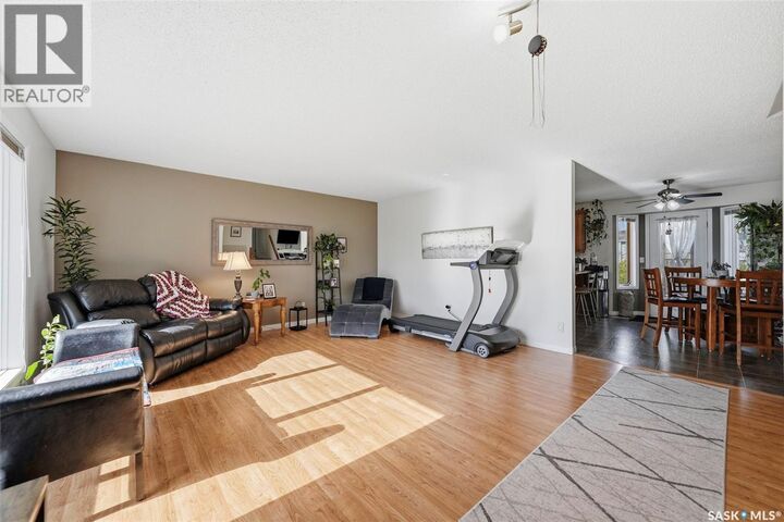 Property Photo:  218 Ward Court  SK S7L 6Z9 