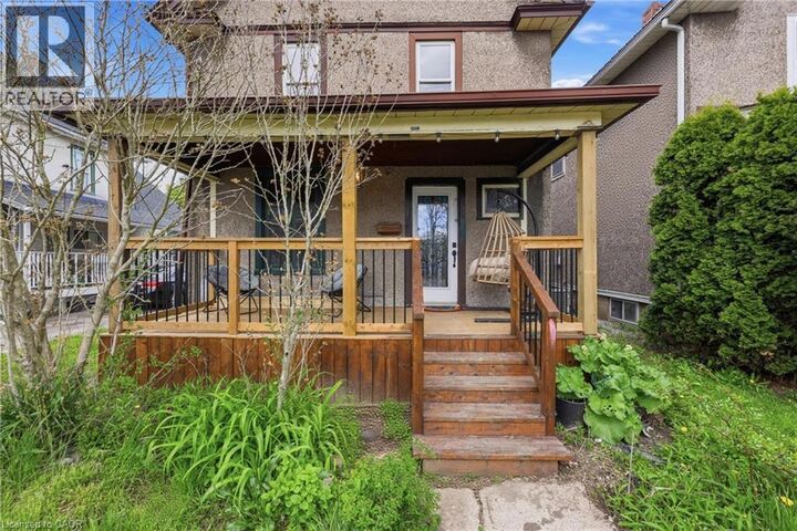 Property Photo:  54 Evan Street  ON L3B 3V5 