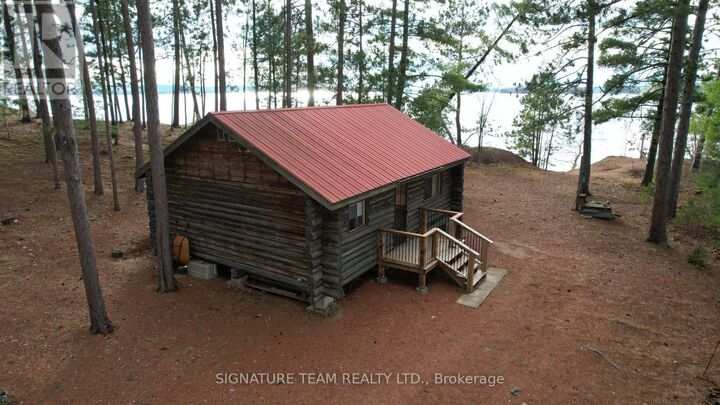 Property Photo:  1976B Round Lake Road  ON K0J 2A0 