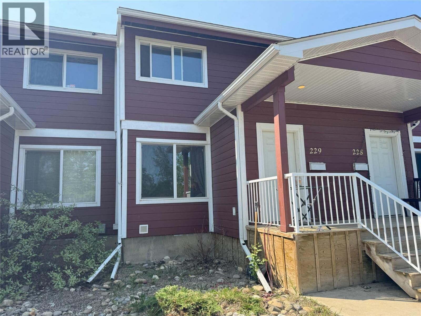 Property Photo: 1716 Willowbrook Crescent 229 BC V1G 2P9
