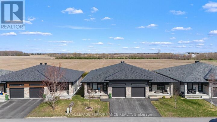 Property Photo:  336 Moisson Street  ON K0A 1W0 