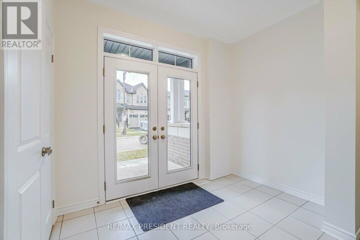 Property Photo:  17 Spinland Street  ON L7C 4K4 