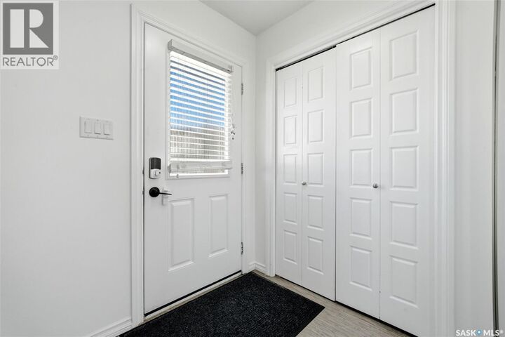 Property Photo:  112 4102 3rd Avenue N  SK S4R 2B7 