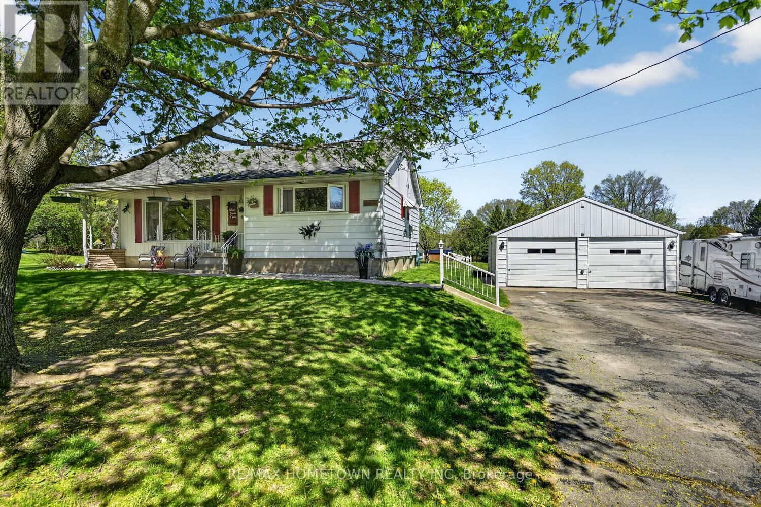 Property Photo:  4407 McDougall Road  ON K6V 5T4 