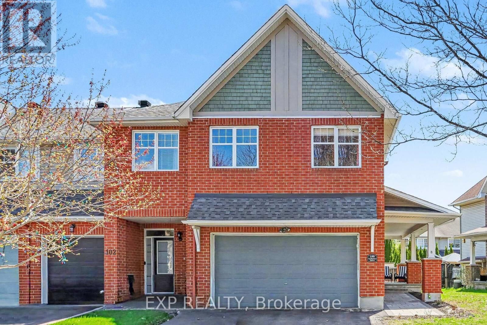 Property Photo:  100 Ambiance Drive  ON K2G 6Y3 