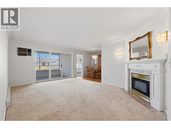 Property Photo: 1055 Lawrence Avenue 102 BC V1Y 6M3
