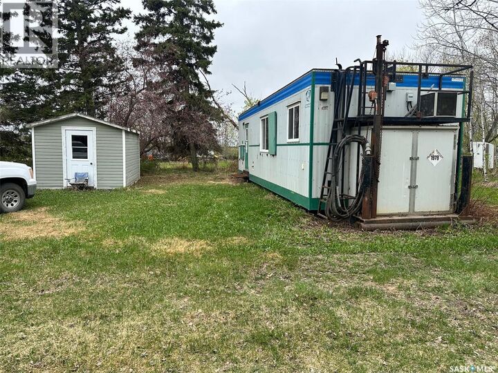 Property Photo:  551 Willow Avenue  SK S0E 0K0 