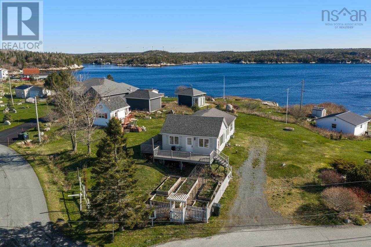 Property Photo:  10 Terence Bay Wharf Road  NS B3T 1Y3 