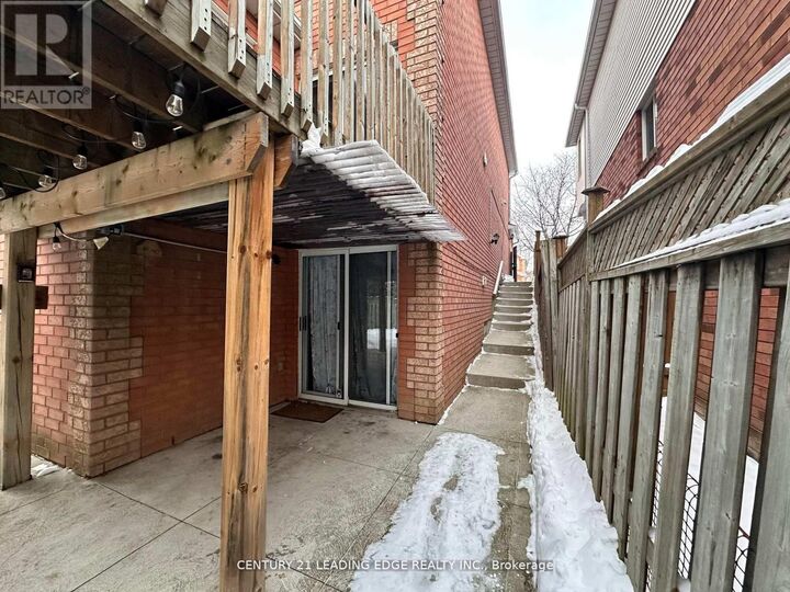 Property Photo:  2 Vintage Drive Basement  ON L1R 2M7 