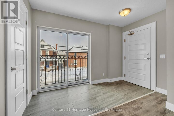 Property Photo:  34 Brock Street 201  ON N4S 1J5 