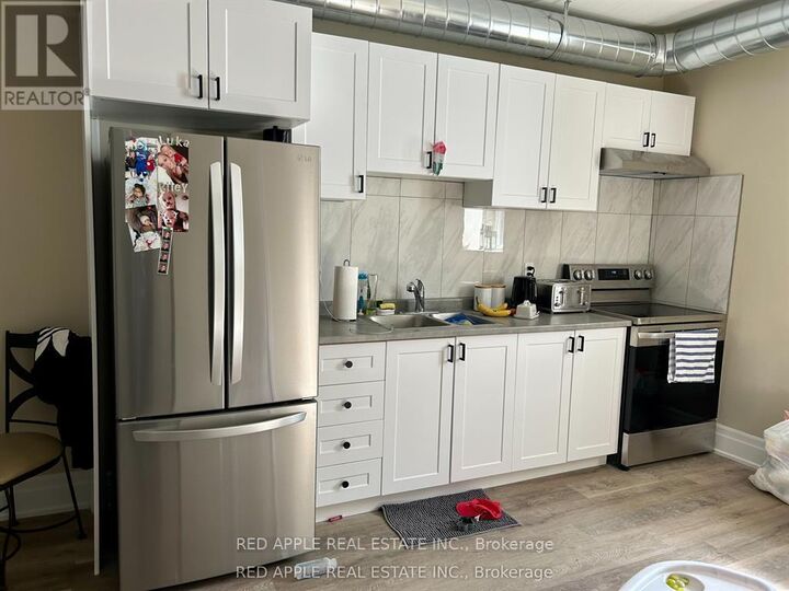 Property Photo:  66 Albert Street 1  ON N0J 1S0 